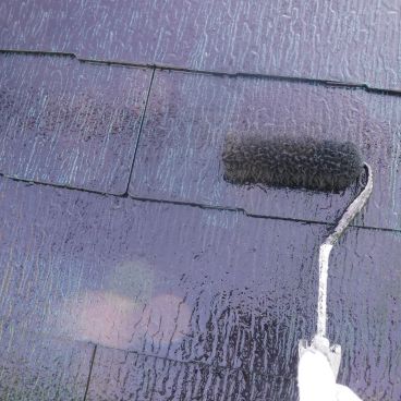 屋根塗装の中塗り｜横浜市戸塚区 Y様邸