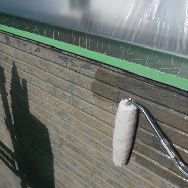 アクセント外壁塗装の下塗り｜藤澤市 B様邸