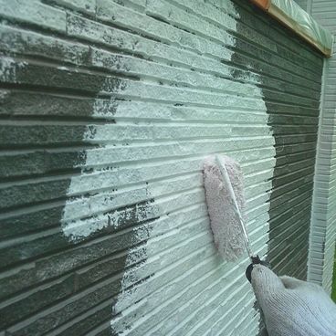 アクセント外壁塗装の下塗り|川崎市高津区 M様邸 アクセント外壁塗装の下塗り|川崎市高津区 M様邸
